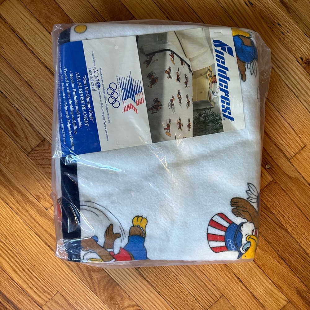 Fieldcrest 1980 Olympics souvenir collectible blanket